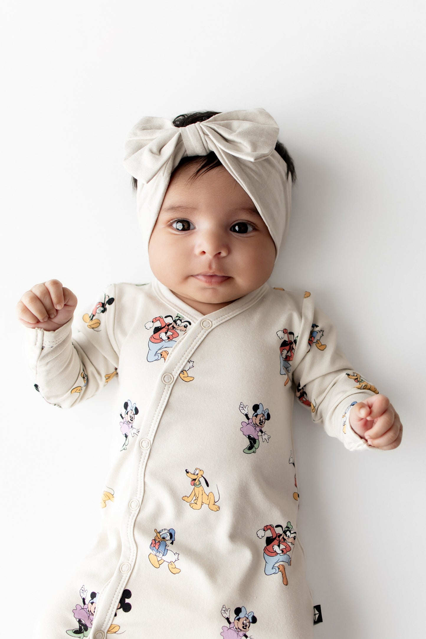 newborn bundler with fold-over mittens in buttery soft rayon from bamboo