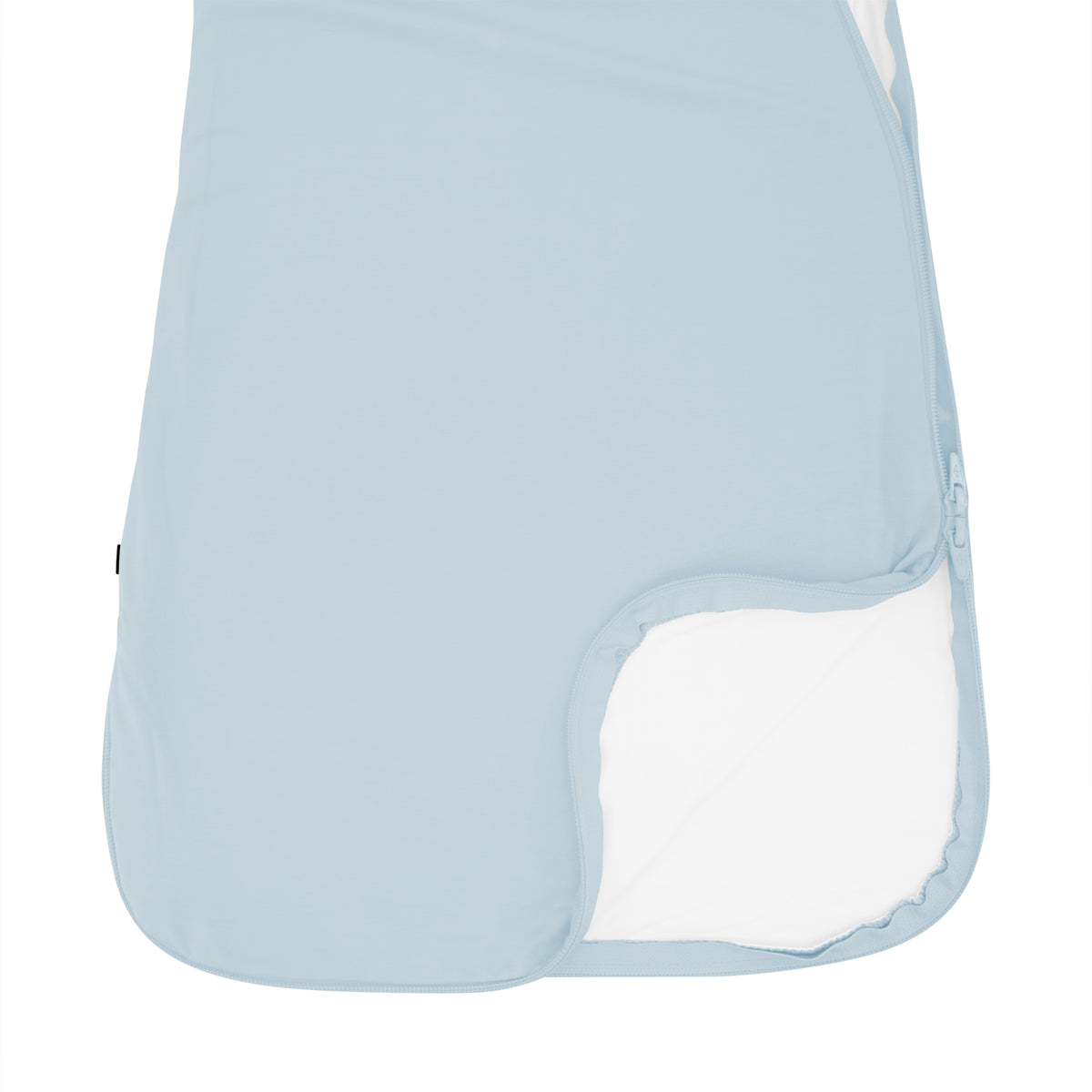 Close up of unzipped dual zipper on Kyte Baby Sleep Bag in 0.5 TOG
