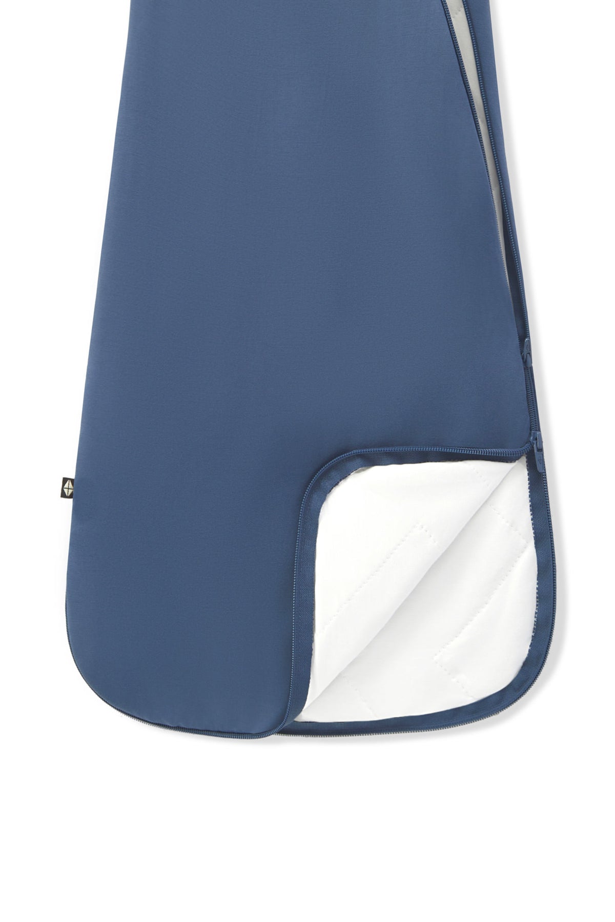 Sleep Bag in Oxford 1.0 with dual zipper on a white background