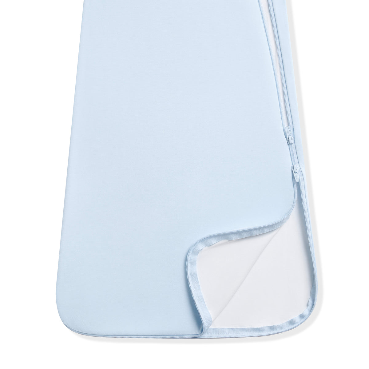 Double zipper shown on the Sleep Bag in Breeze 0.5