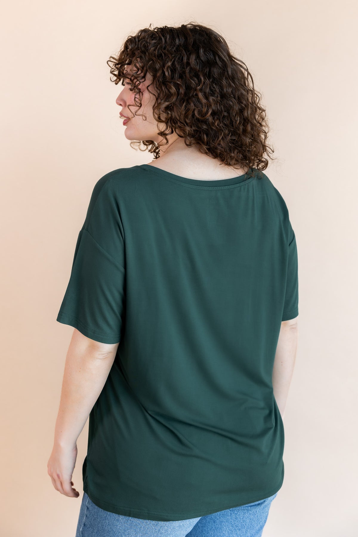 Women's Oversized V-Neck Tee in Cypress