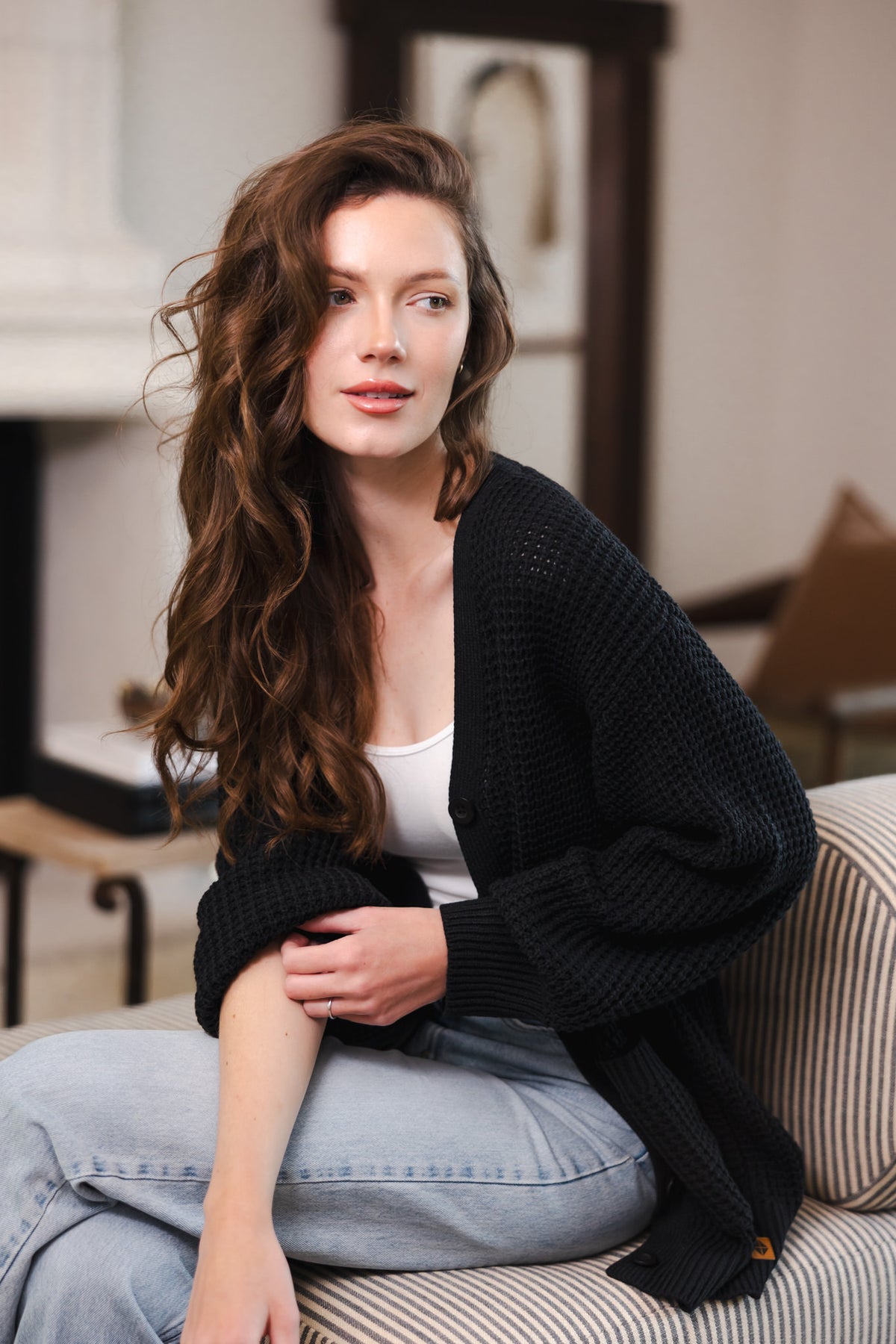 Chunky Knit Women's Waffle Cardigan in Midnight