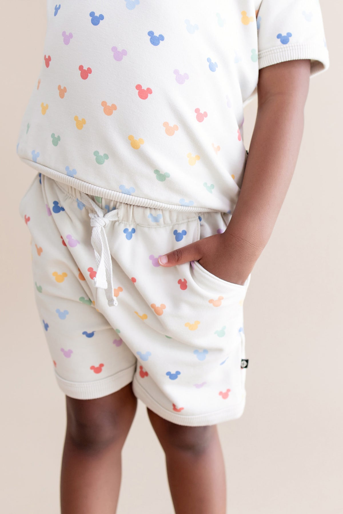 Pastel mickey head patterned short with drawstring and pockets