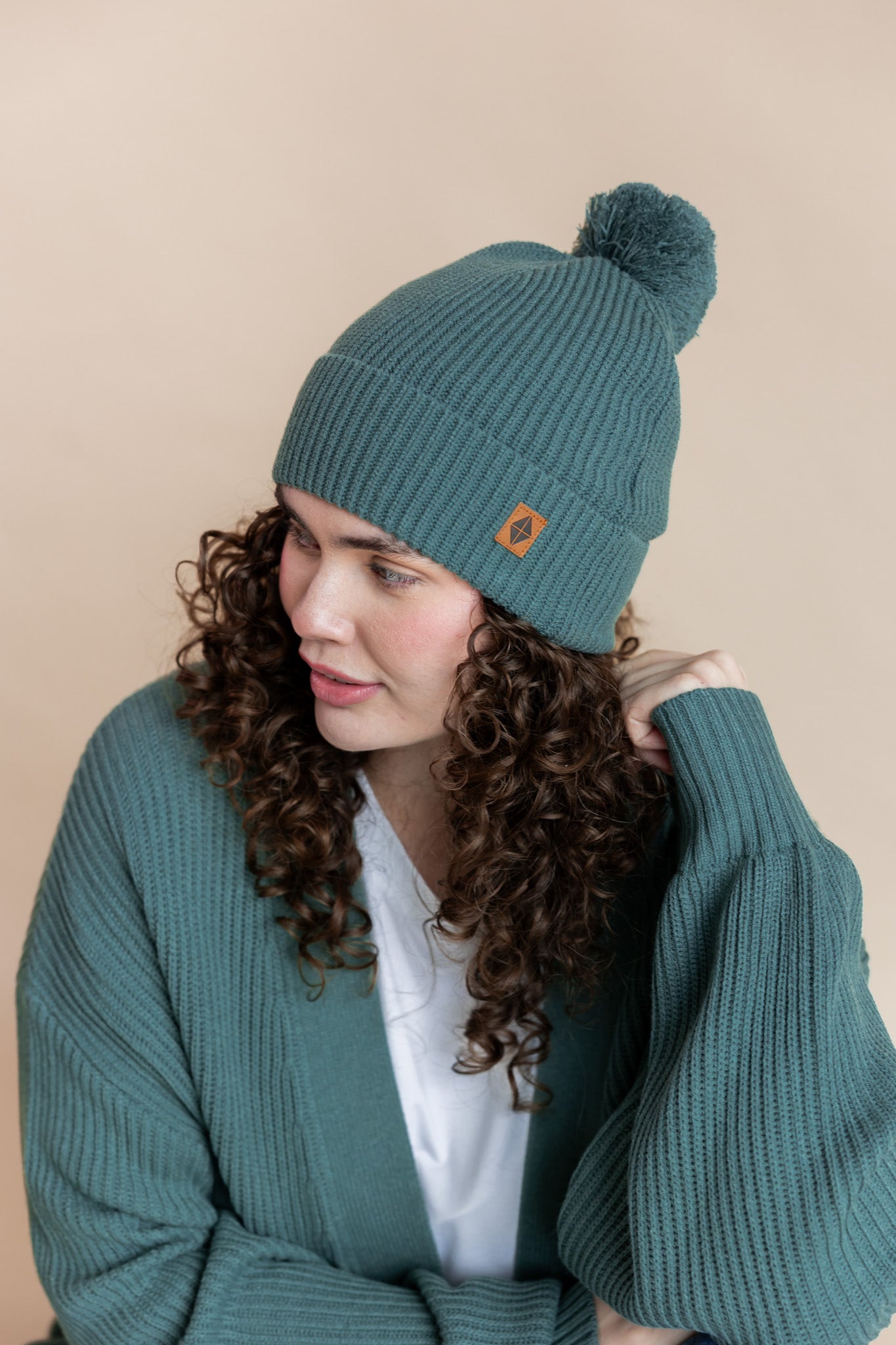 Chunky Knit Adult Pom in Pine