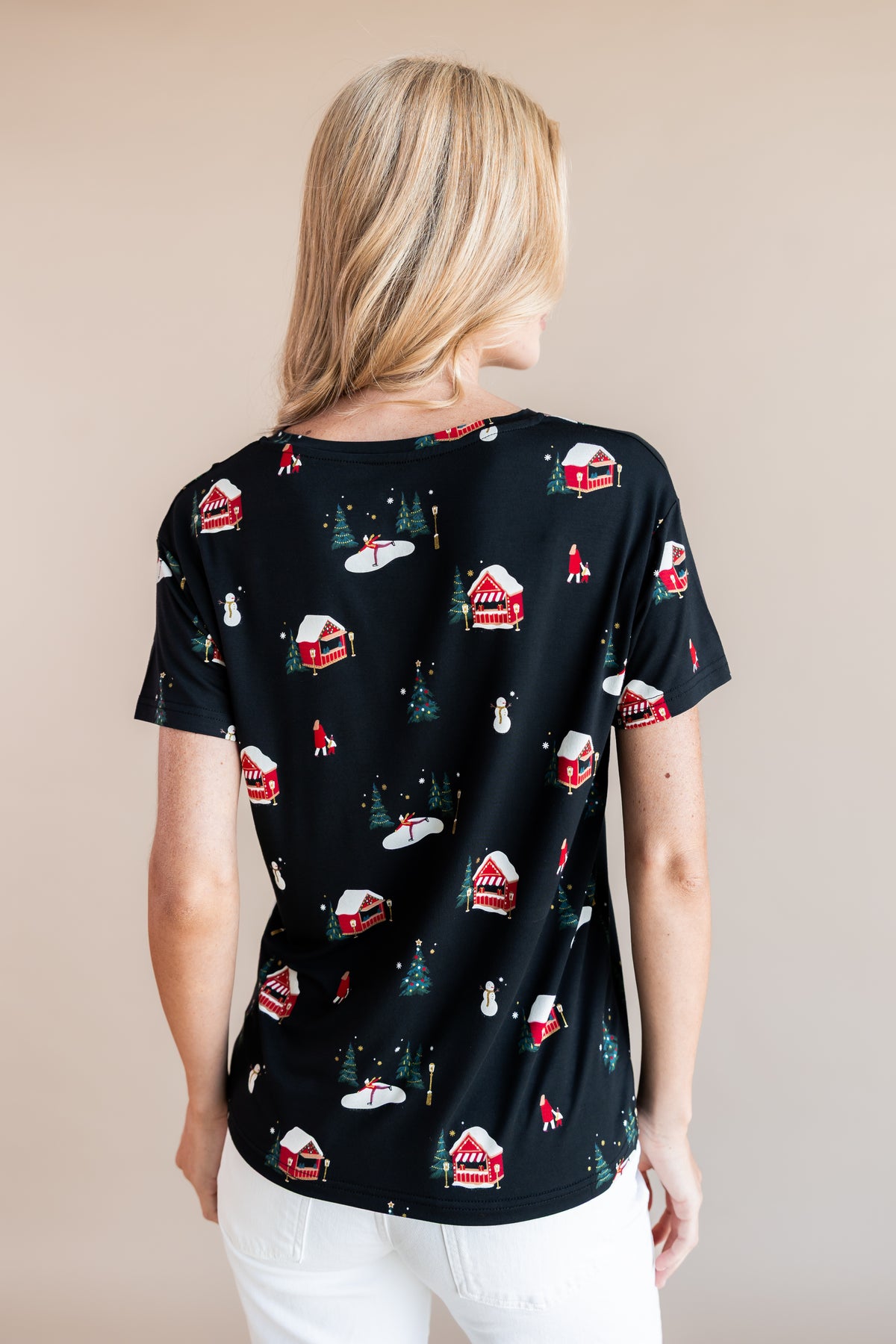 Women's Oversized V-Neck Tee in Winter Wonderland