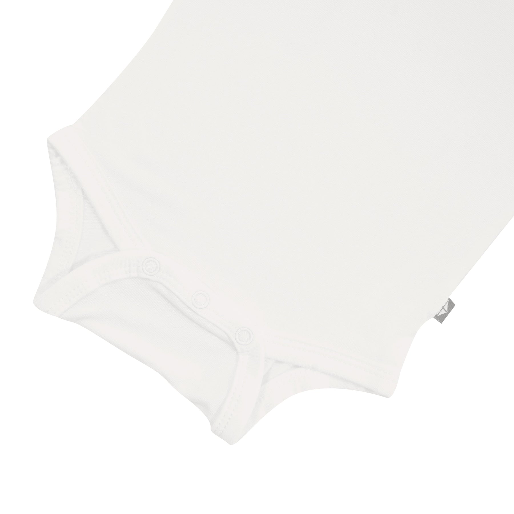 Snap bottom of Kyte Baby Long Sleeve Bodysuit in Cloud