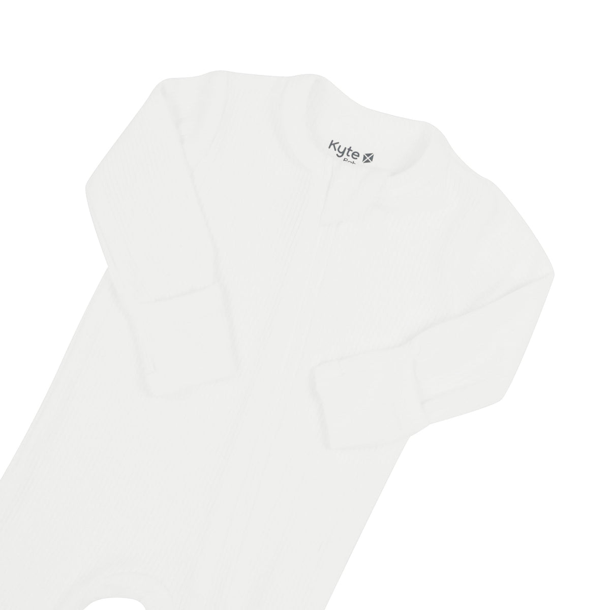 Zipper garage on Kyte Baby Ribbed Zippered Footie in  Cloud