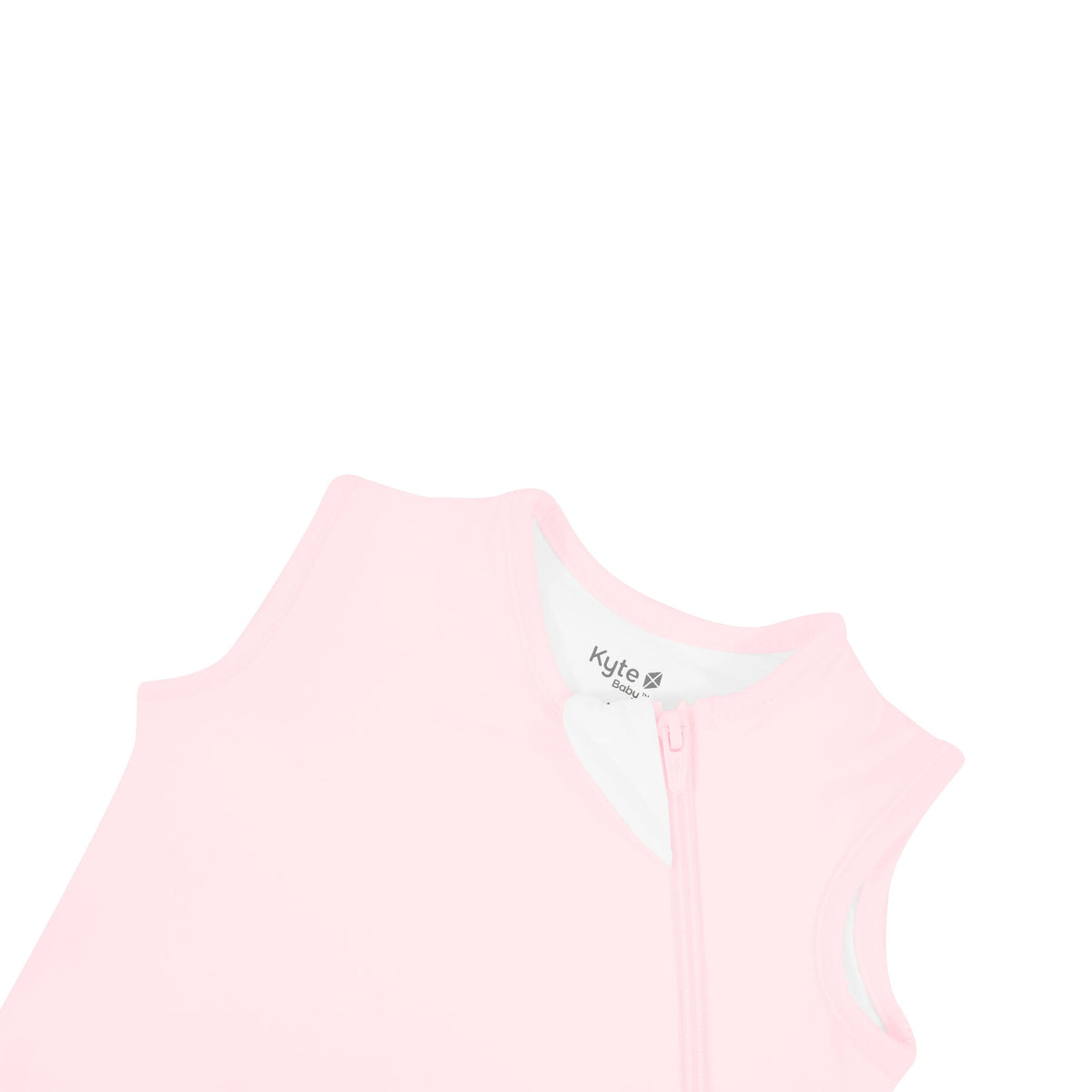 Zipper garage on Kyte Baby Sleep Bag in Sakura 0.5