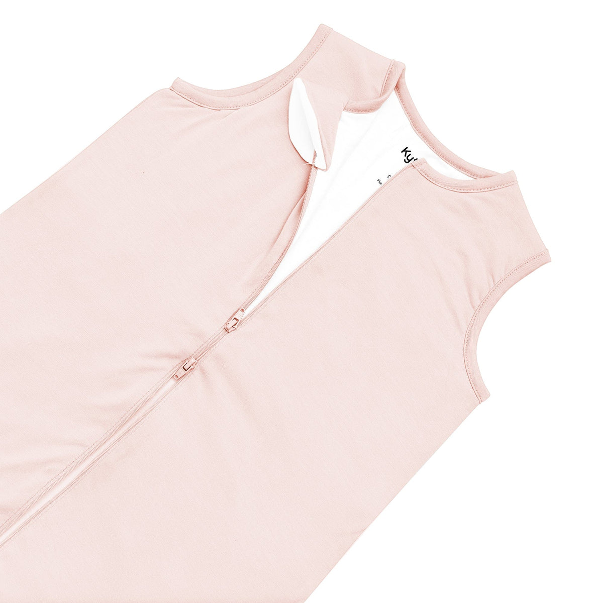 Dual zipper on Kyte Baby Sleep Bag Walker in Blush 0.5