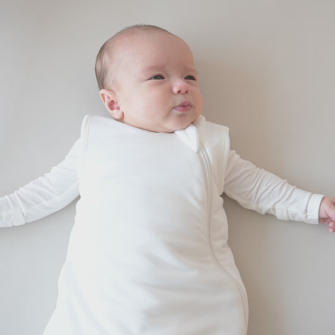 Video of infant wearing the Sleep Bag in Cloud 1.0