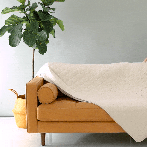 Video of Kyte Baby Adult Quilted Blanket in Oat
